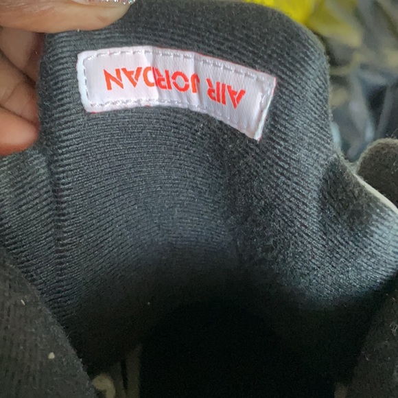 Retro Jordan 5 - Picture 3 of 4